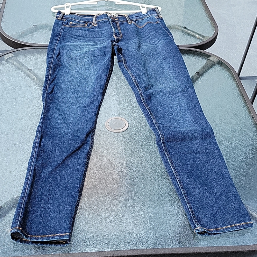 Ambercrombie & Fitch Super Skinny Jeans